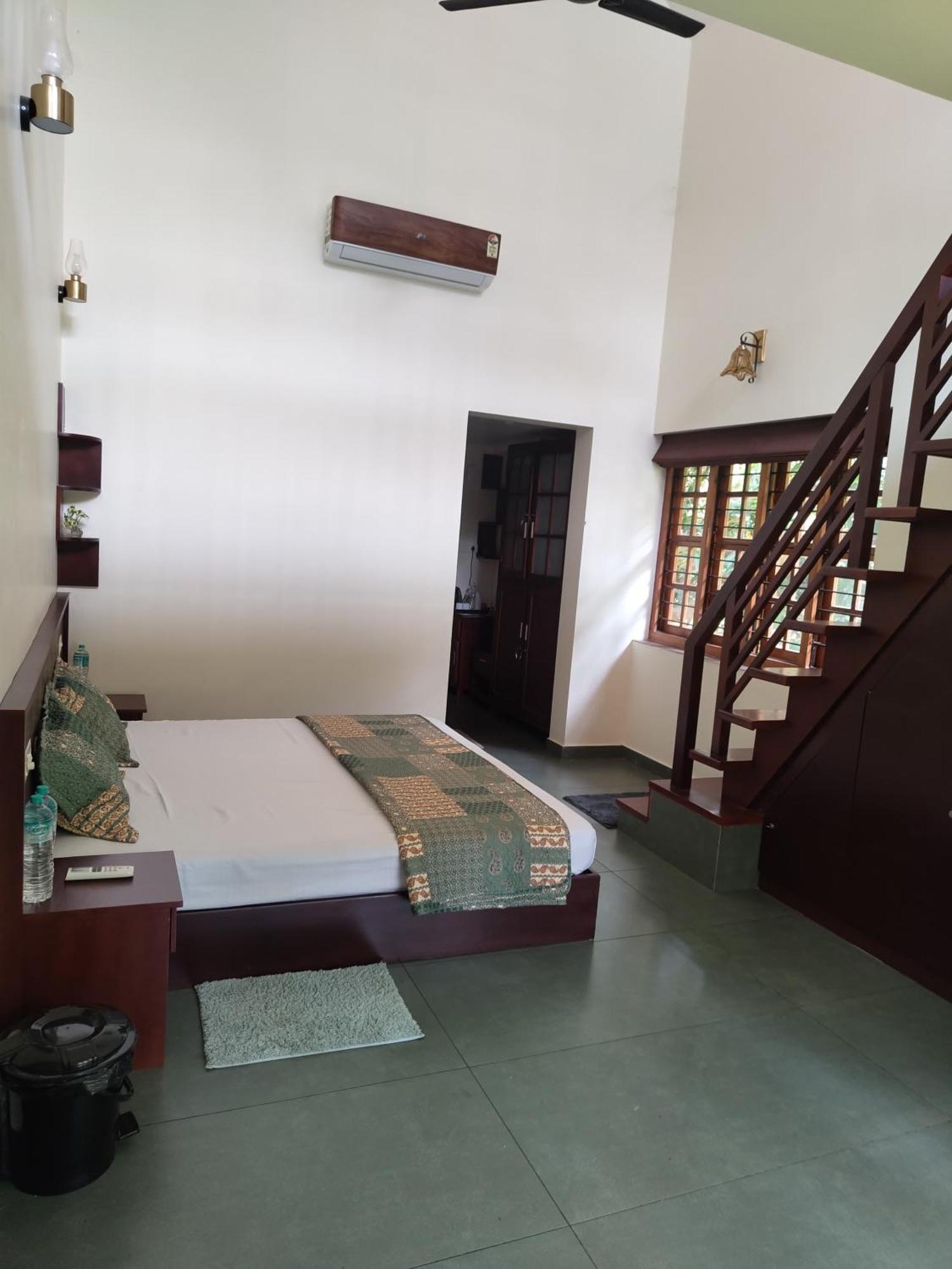 Maleyam Homestay Riverside コージコード エクステリア 写真