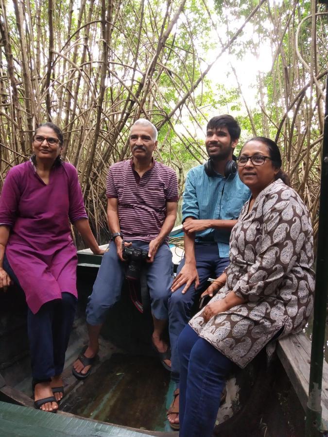 Maleyam Homestay Riverside コージコード エクステリア 写真